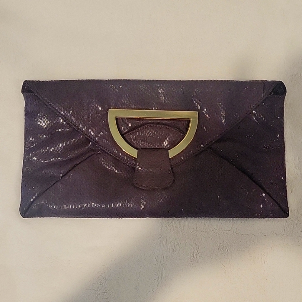 Clutch purse